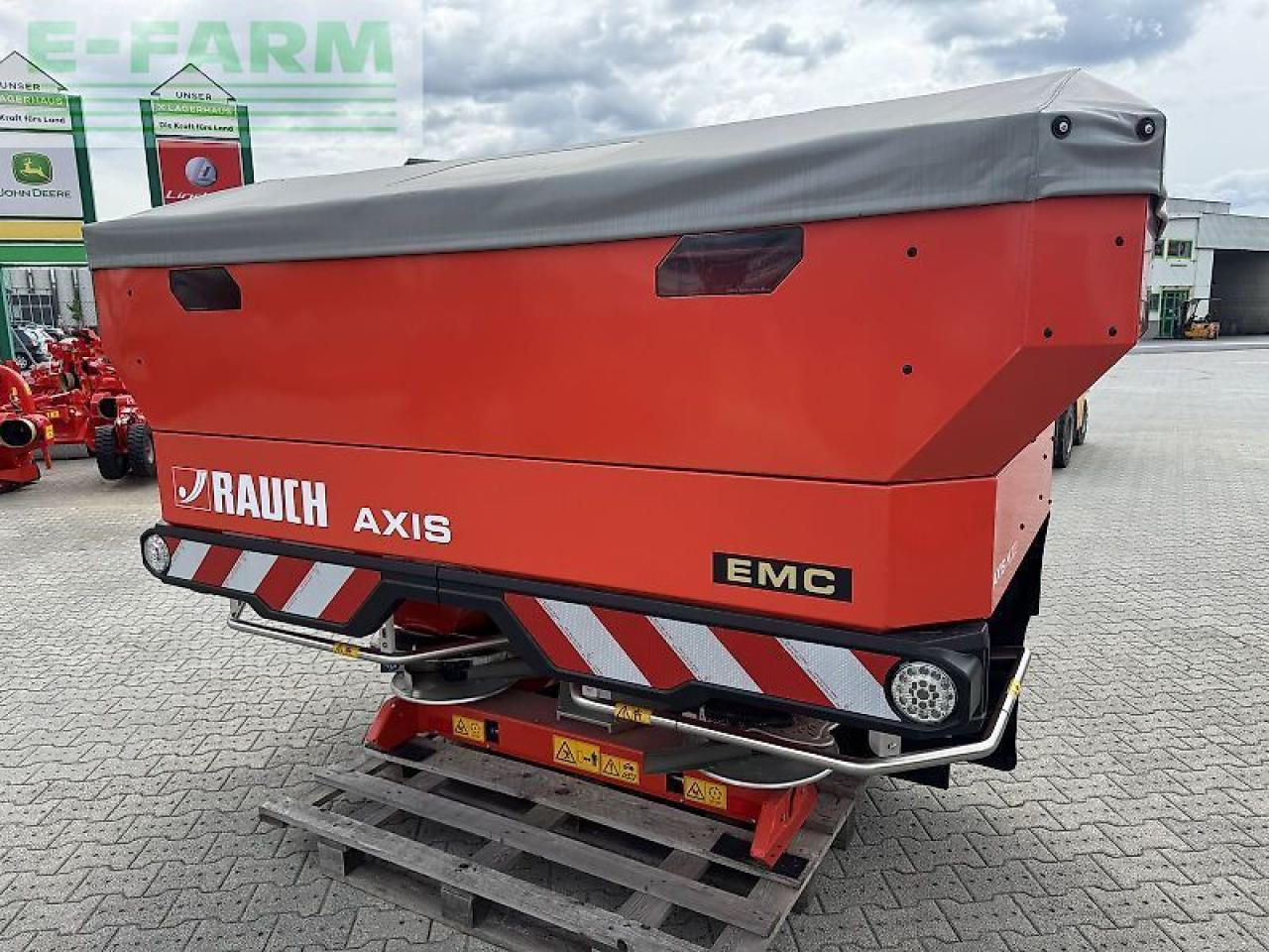 Rauch axis h 30.2 emc+w isobus - מפזרת דשן: תמונה 1 Rauch axis h 30.2 emc+w isobus - מפזרת דשן: תמונה 1