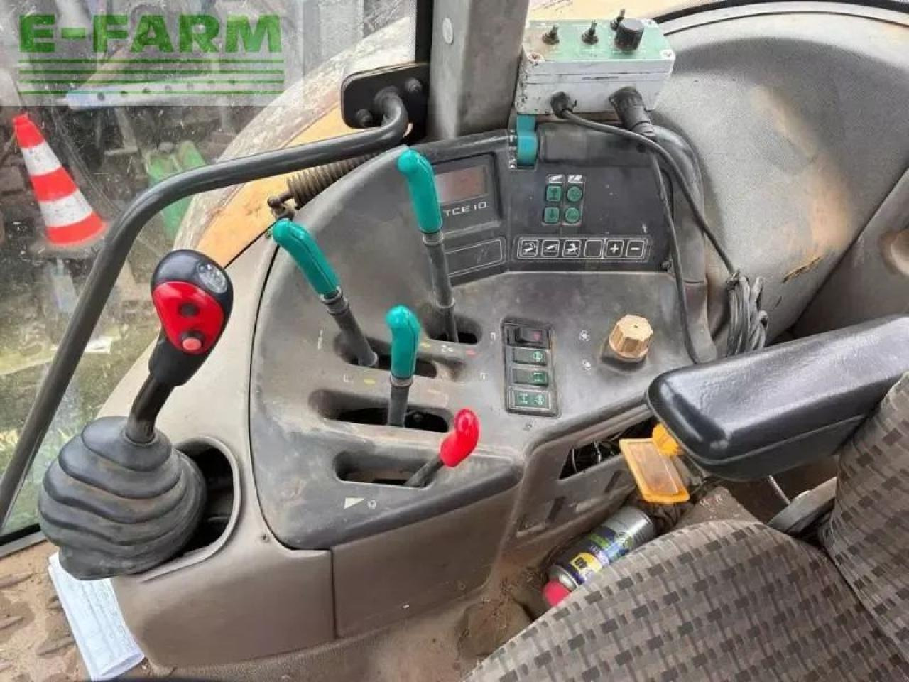 Renault ares710 - טרקטור חקלאי: תמונה 2 Renault ares710 - טרקטור חקלאי: תמונה 2