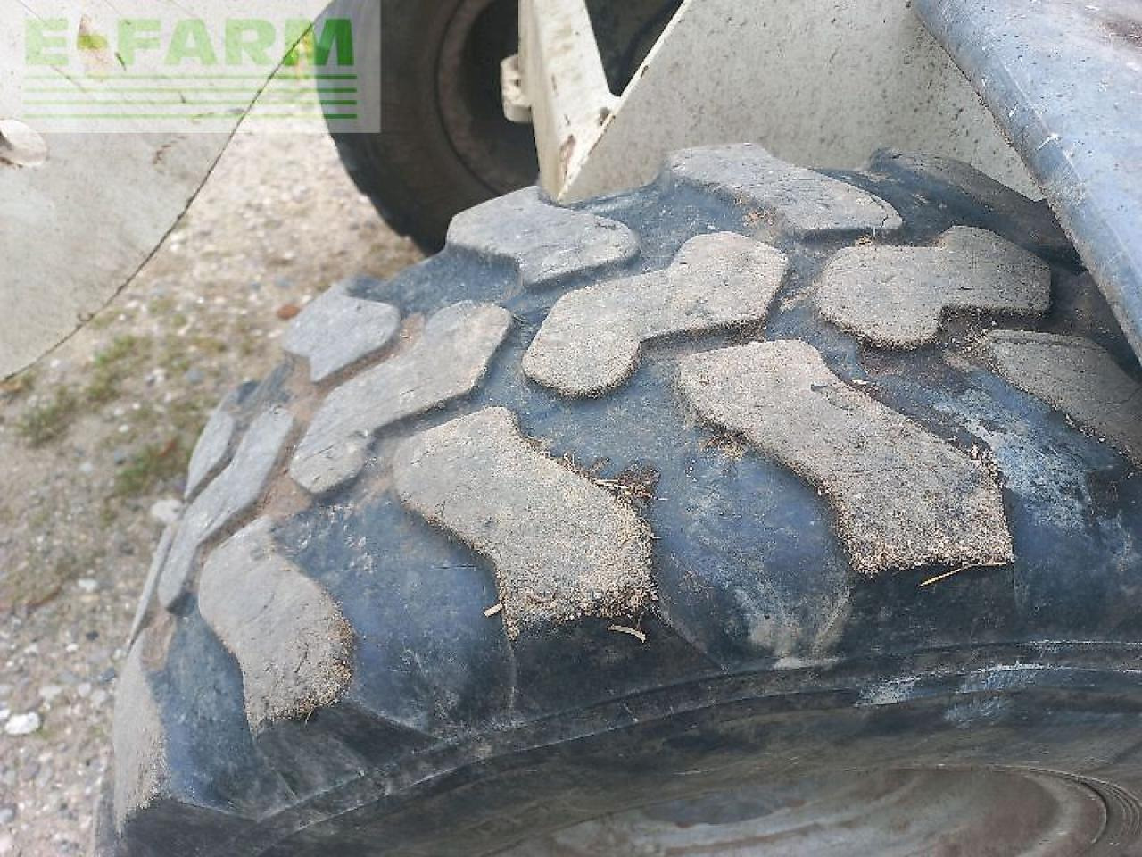 Schaeff skl 824 - מיני מחפר: תמונה 2 Schaeff skl 824 - מיני מחפר: תמונה 2