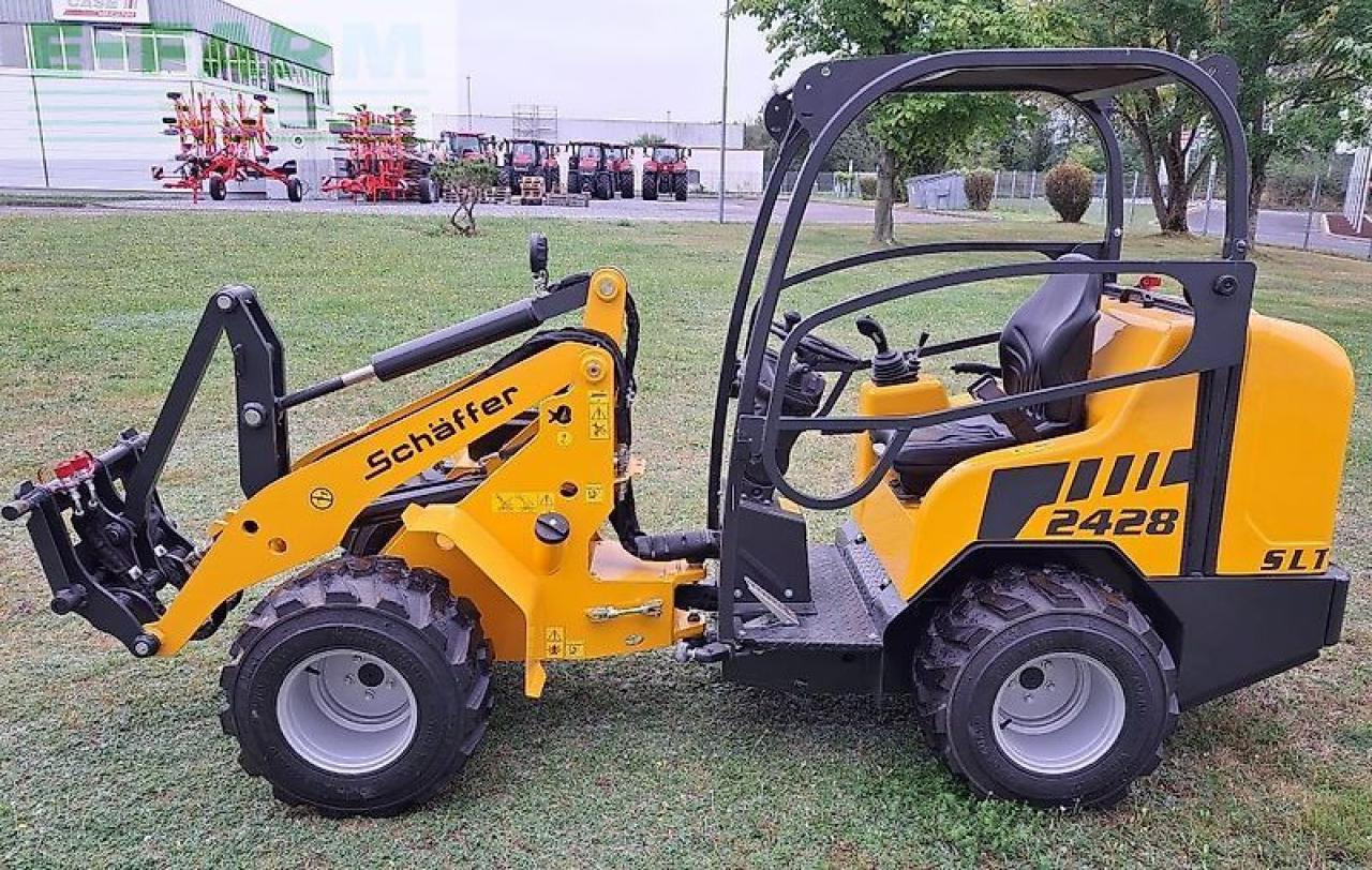 Schäffer 2428 slt mit fsd - מיני מחפר: תמונה 2 Schäffer 2428 slt mit fsd - מיני מחפר: תמונה 2