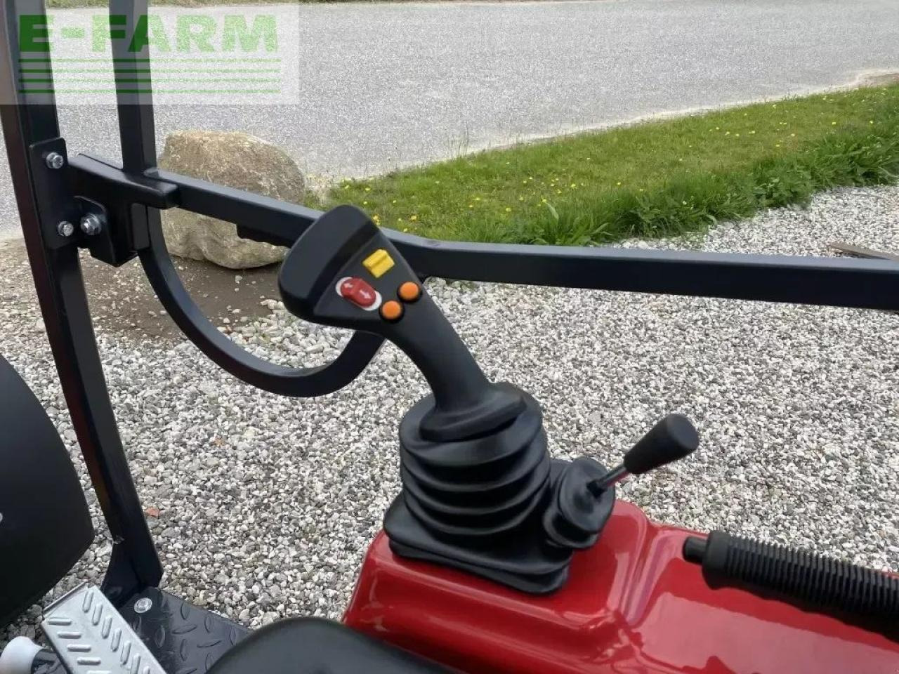 מיני מחפר Schäffer 2630: תמונה 6 מיני מחפר Schäffer 2630: תמונה 6