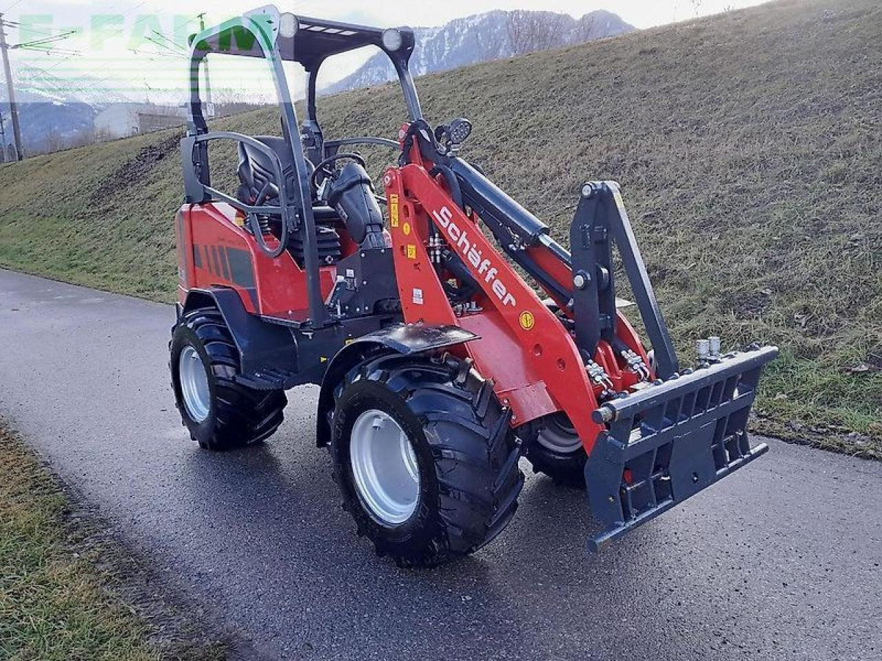 Schäffer 3630 - מיני מחפר: תמונה 2 Schäffer 3630 - מיני מחפר: תמונה 2