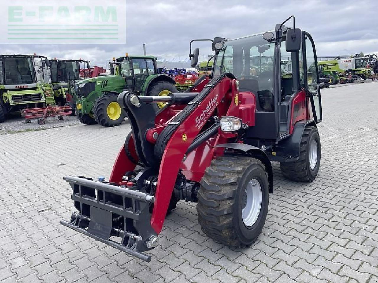 Schäffer 4670 z radlader - מיני מחפר: תמונה 4 Schäffer 4670 z radlader - מיני מחפר: תמונה 4