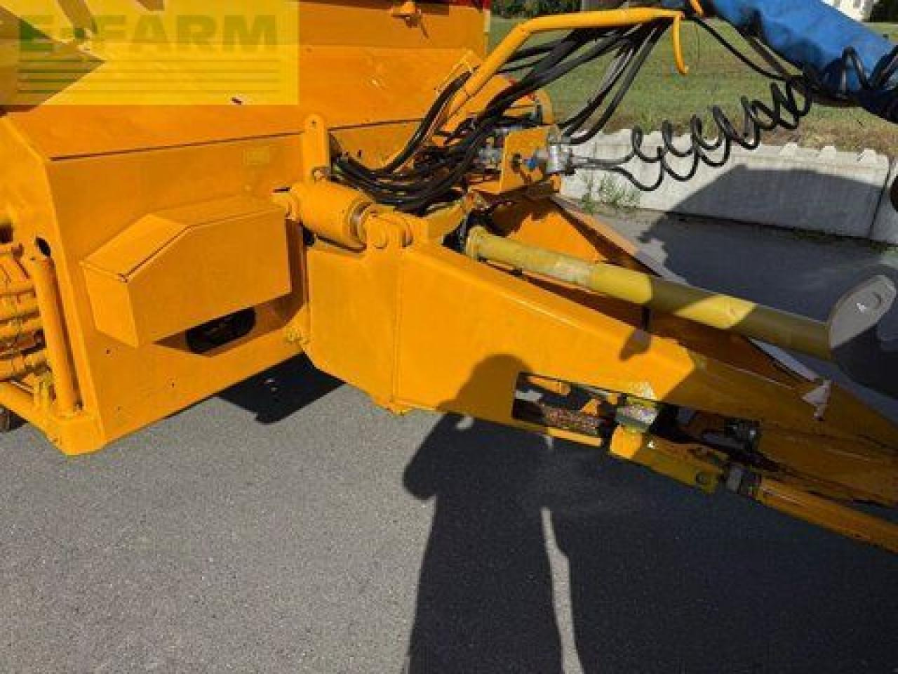 מסיר פסולת/ קרון נגרר חקלאי Schuitemaker SR Holland rapide 2000 sw: תמונה 17 מסיר פסולת/ קרון נגרר חקלאי Schuitemaker SR Holland rapide 2000 sw: תמונה 17