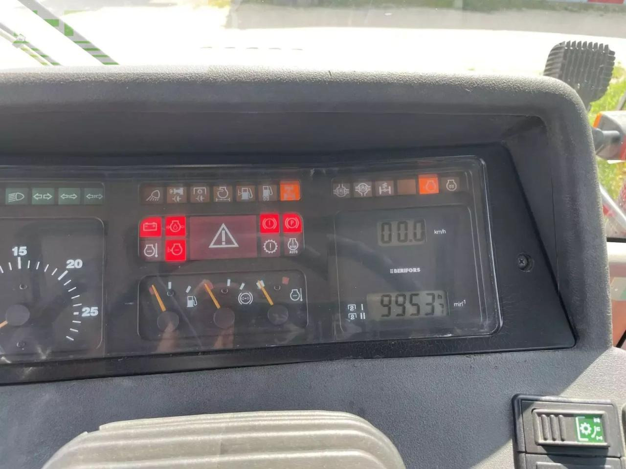 Steyr 170 cvt profi - טרקטור חקלאי: תמונה 4 Steyr 170 cvt profi - טרקטור חקלאי: תמונה 4