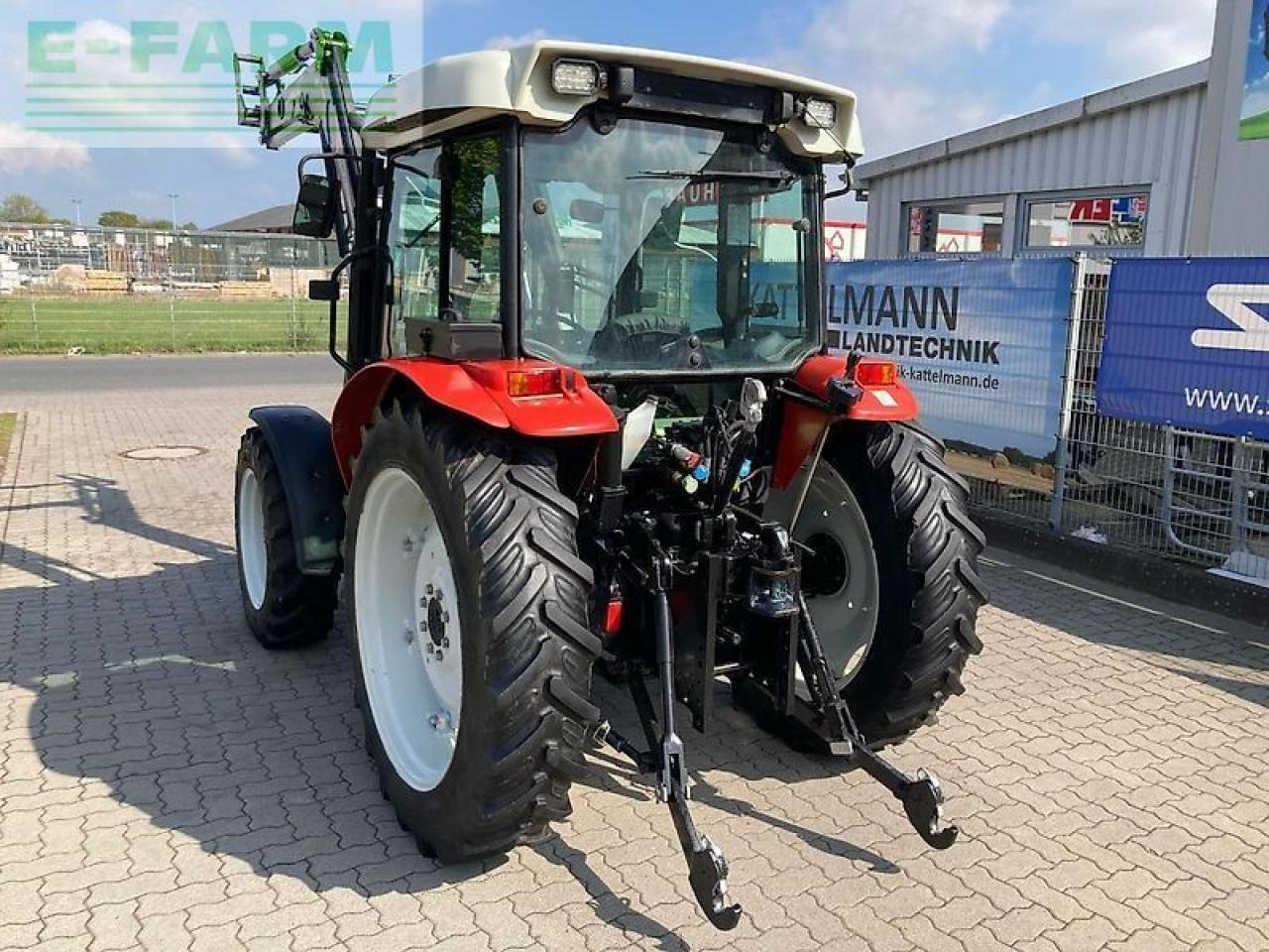 Steyr 370 kompakt - טרקטור חקלאי: תמונה 4 Steyr 370 kompakt - טרקטור חקלאי: תמונה 4