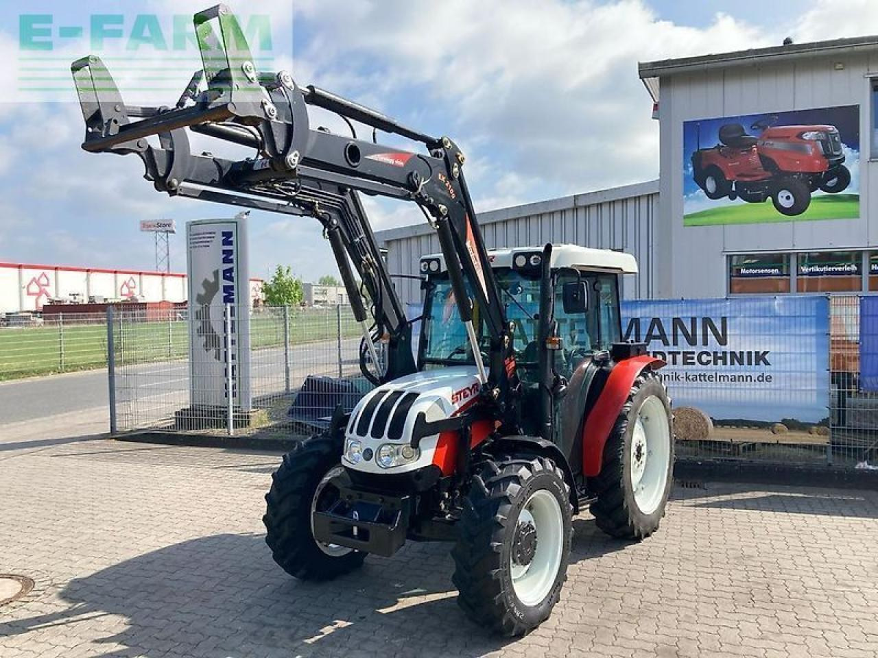 Steyr 370 kompakt - טרקטור חקלאי: תמונה 1 Steyr 370 kompakt - טרקטור חקלאי: תמונה 1