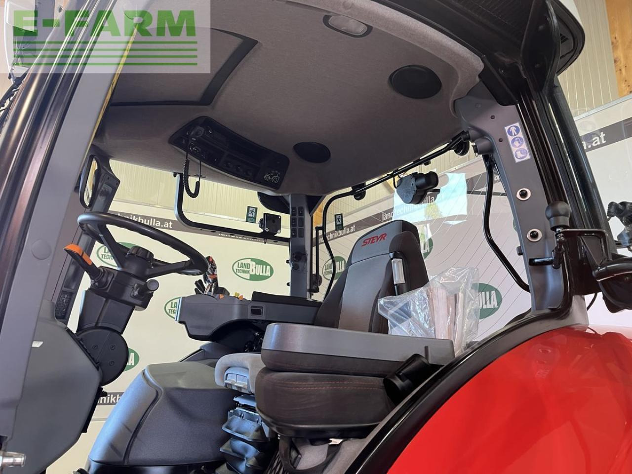 טרקטור חקלאי Steyr 6185 cvt hi-escr komfort: תמונה 7