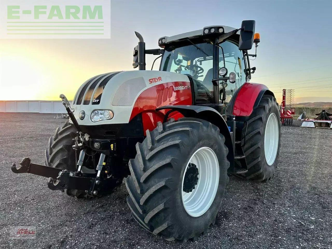 Steyr cvt 6220 - טרקטור חקלאי: תמונה 2 Steyr cvt 6220 - טרקטור חקלאי: תמונה 2