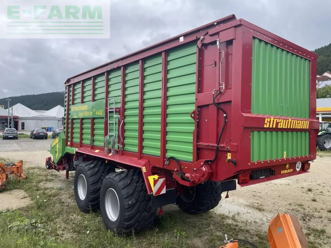 Strautmann giga vitesse cfs 4402 - עגלת טעינה עצמית: תמונה 4 Strautmann giga vitesse cfs 4402 - עגלת טעינה עצמית: תמונה 4