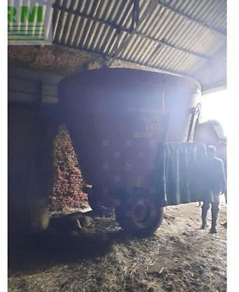 Strautmann vertimix 1401 - ציוד לבעלי חיים: תמונה 4 Strautmann vertimix 1401 - ציוד לבעלי חיים: תמונה 4