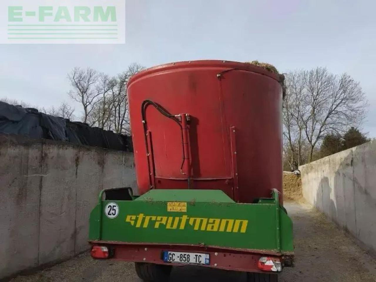 Strautmann vertimix 1651 - ציוד לבעלי חיים: תמונה 5 Strautmann vertimix 1651 - ציוד לבעלי חיים: תמונה 5