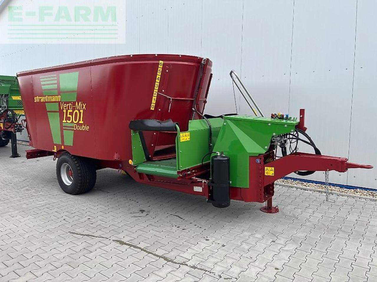 Strautmann vm 1501 d - ציוד לבעלי חיים: תמונה 1 Strautmann vm 1501 d - ציוד לבעלי חיים: תמונה 1