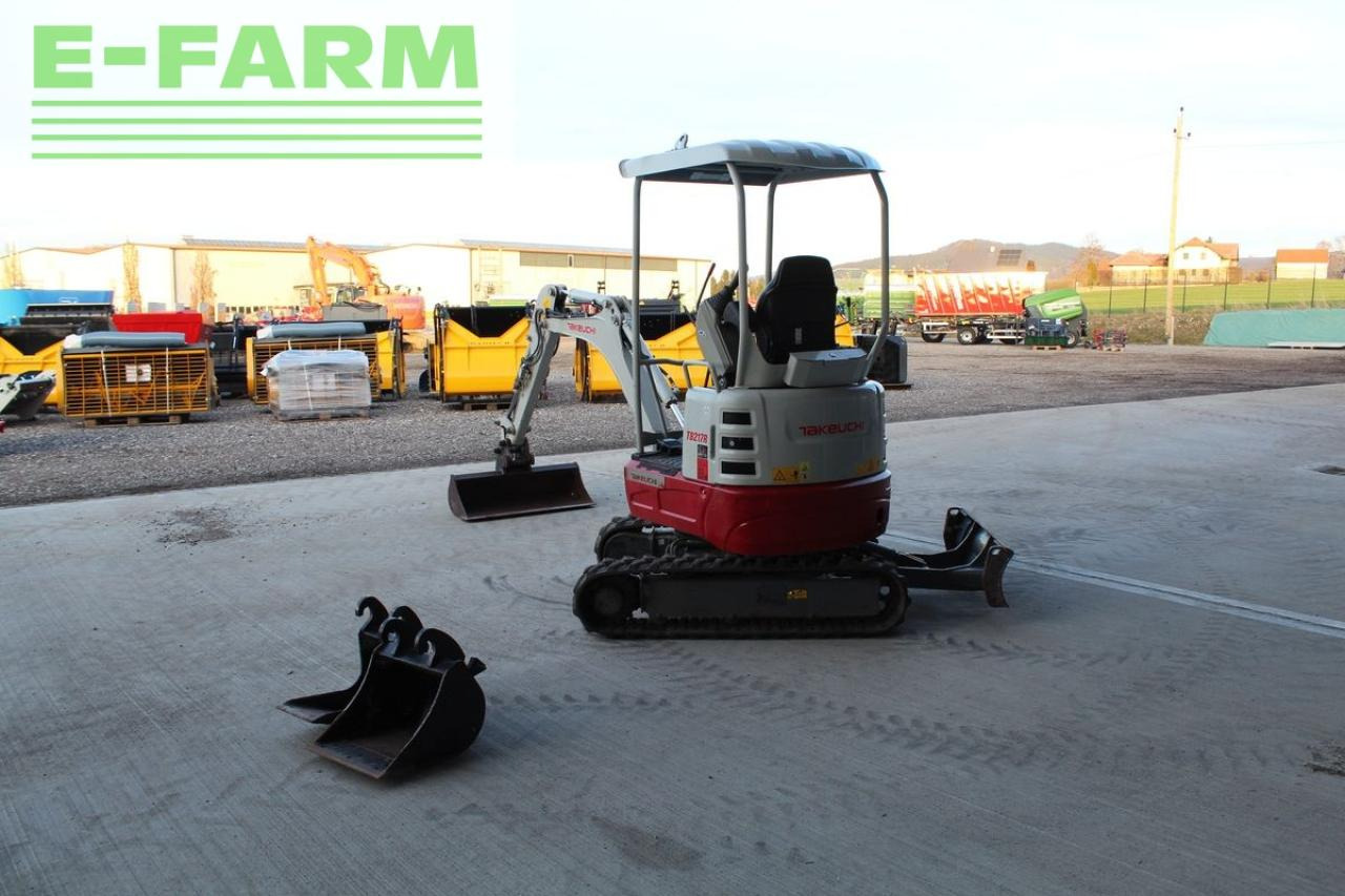 Takeuchi takeuchi tb 217 r minibagger - bagger - מיני מחפר: תמונה 5 Takeuchi takeuchi tb 217 r minibagger - bagger - מיני מחפר: תמונה 5