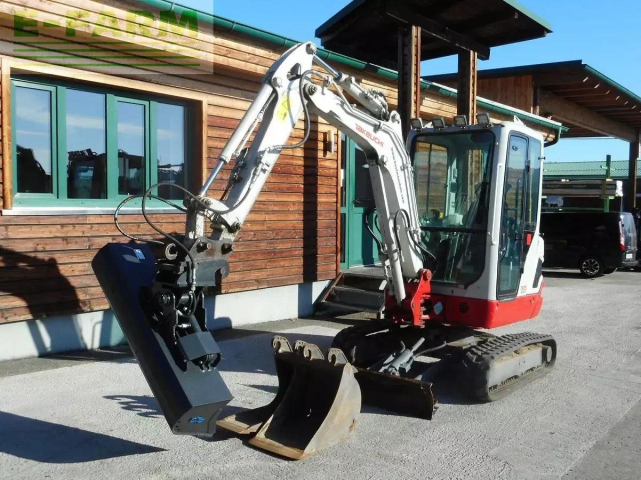 Takeuchi tb 225 ( 2.400kg ) mit hydr. verstellfahrwerk - מיני מחפר: תמונה 2 Takeuchi tb 225 ( 2.400kg ) mit hydr. verstellfahrwerk - מיני מחפר: תמונה 2