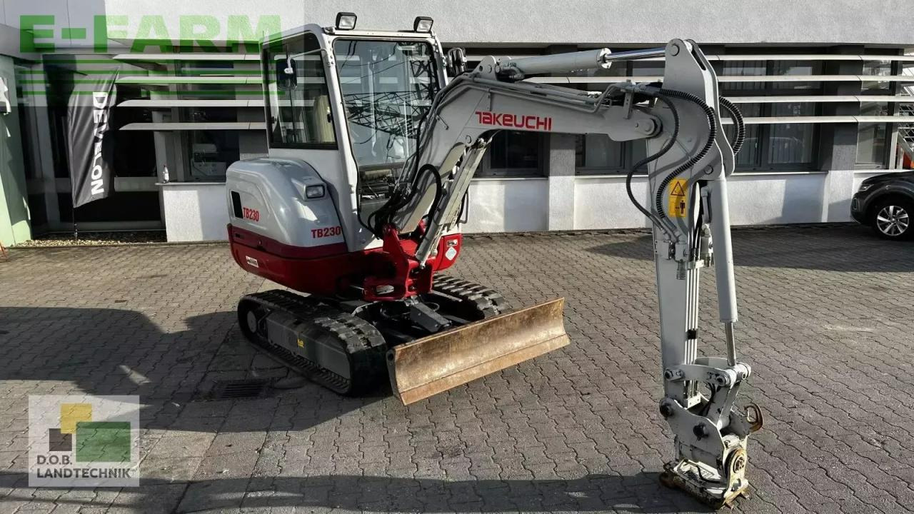 Takeuchi tb 230 - מיני מחפר: תמונה 2 Takeuchi tb 230 - מיני מחפר: תמונה 2