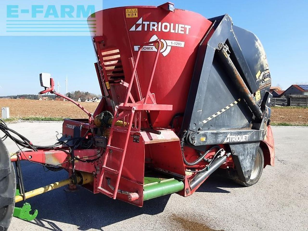 Trioliet triomix 1-1200 - ציוד לבעלי חיים: תמונה 1 Trioliet triomix 1-1200 - ציוד לבעלי חיים: תמונה 1