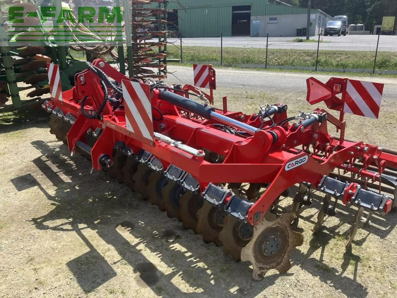 Unia dechaumeur unia cargo txl45 - קלטרת: תמונה 1 Unia dechaumeur unia cargo txl45 - קלטרת: תמונה 1