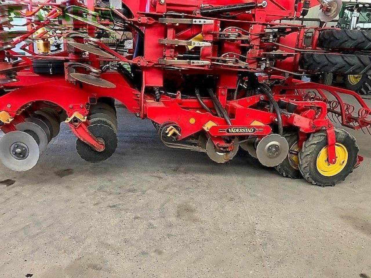 Väderstad rapid 400 s - מקדחת זרעים: תמונה 2 Väderstad rapid 400 s - מקדחת זרעים: תמונה 2