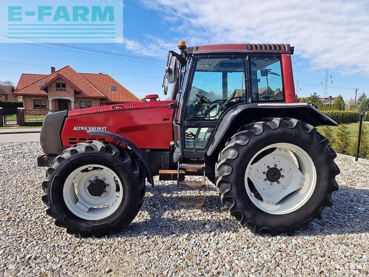 Valtra 8050 hitech HiTech - טרקטור חקלאי: תמונה 3 Valtra 8050 hitech HiTech - טרקטור חקלאי: תמונה 3