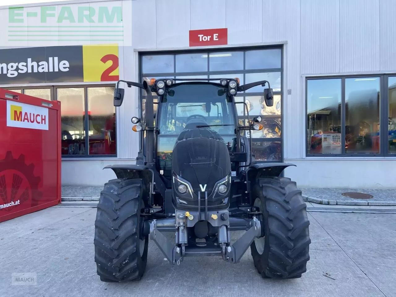 Valtra a 114 - טרקטור חקלאי: תמונה 2 Valtra a 114 - טרקטור חקלאי: תמונה 2