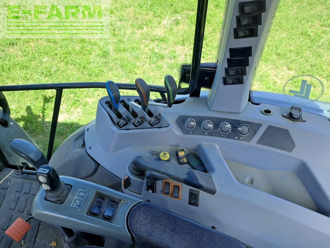 טרקטור חקלאי Valtra a 74: תמונה 10