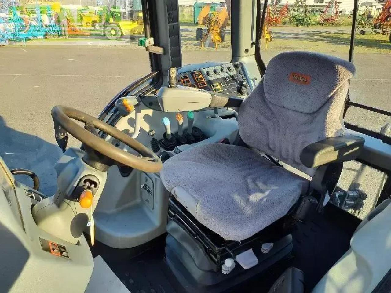 Valtra n103 - טרקטור חקלאי: תמונה 5 Valtra n103 - טרקטור חקלאי: תמונה 5