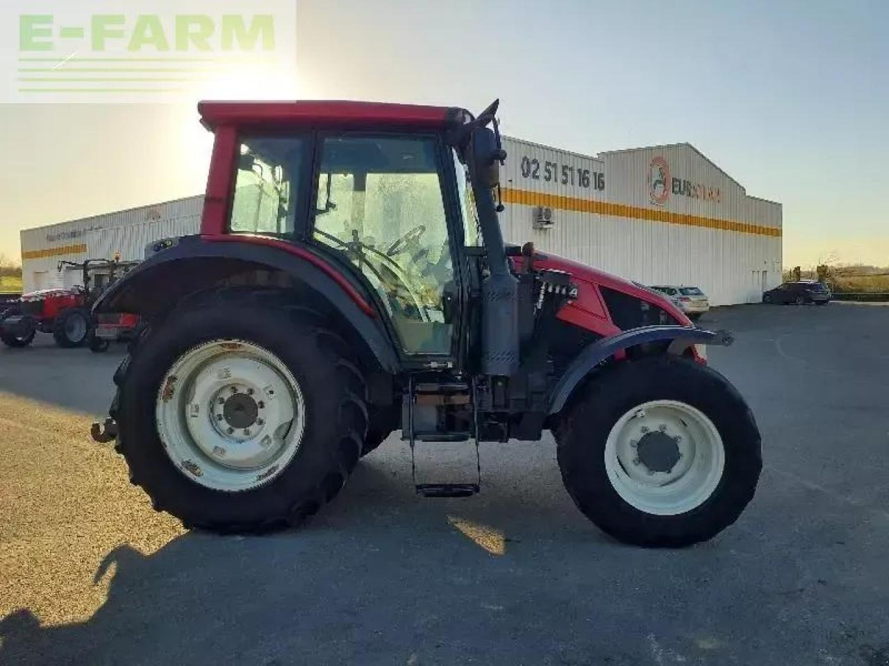 Valtra n103 - טרקטור חקלאי: תמונה 2 Valtra n103 - טרקטור חקלאי: תמונה 2