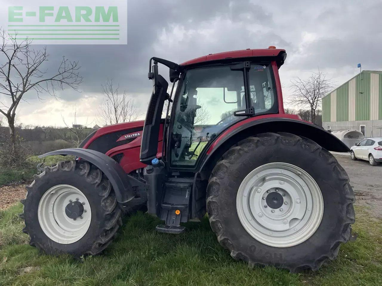 Valtra n135 a - טרקטור חקלאי: תמונה 1 Valtra n135 a - טרקטור חקלאי: תמונה 1