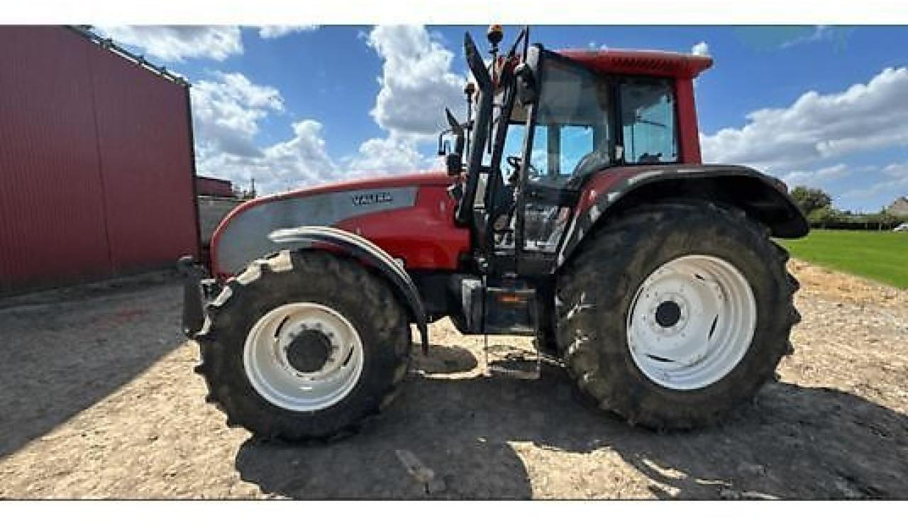 Valtra t160 - טרקטור חקלאי: תמונה 1 Valtra t160 - טרקטור חקלאי: תמונה 1