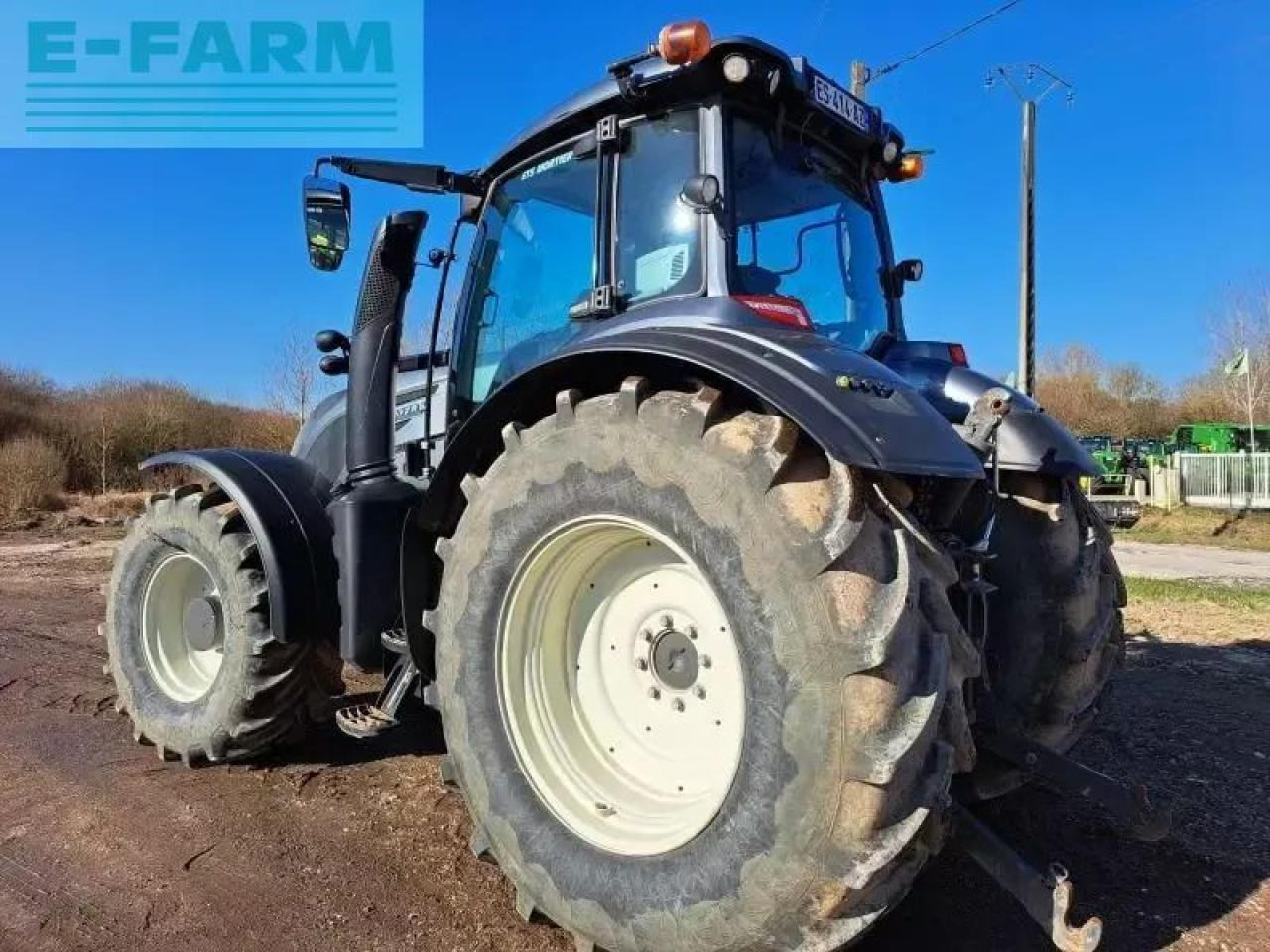 Valtra t214 - טרקטור חקלאי: תמונה 3 Valtra t214 - טרקטור חקלאי: תמונה 3
