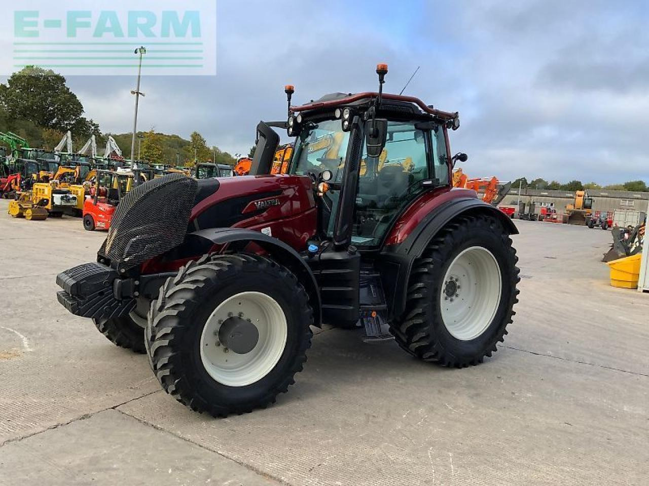 Valtra t235 active twin track reverse drive Active - טרקטור חקלאי: תמונה 4 Valtra t235 active twin track reverse drive Active - טרקטור חקלאי: תמונה 4