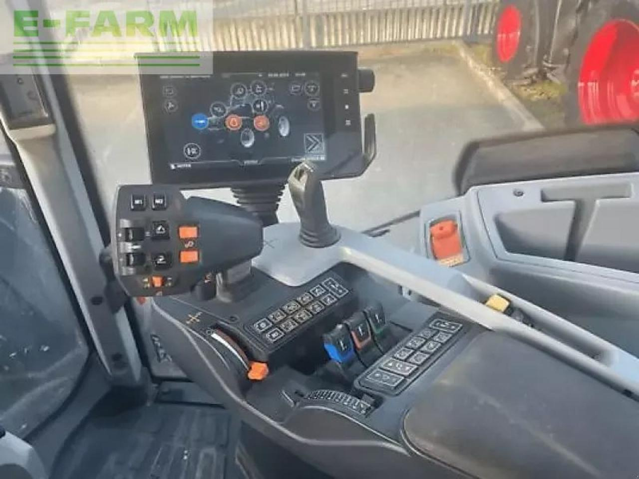 Valtra t254v - טרקטור חקלאי: תמונה 2 Valtra t254v - טרקטור חקלאי: תמונה 2