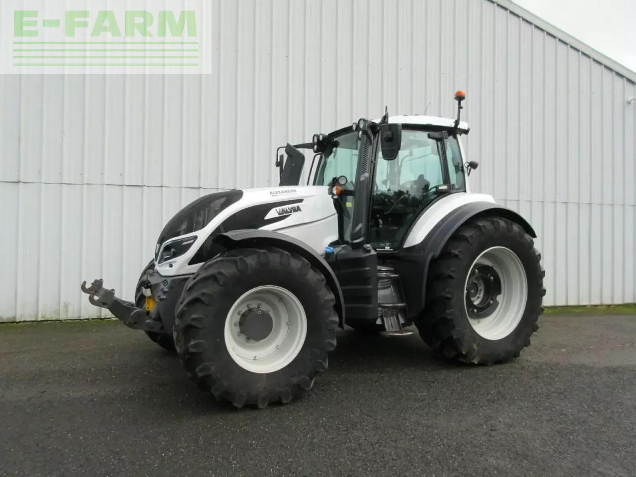 Valtra tracteur valtra t 214 direct Direct - טרקטור חקלאי: תמונה 1 Valtra tracteur valtra t 214 direct Direct - טרקטור חקלאי: תמונה 1