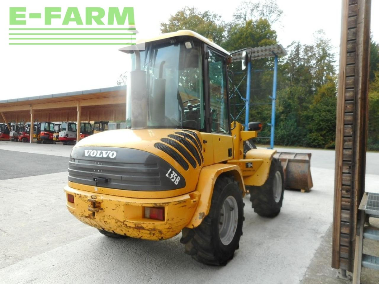 Volvo l35b-z/s ( 6.650kg ) - מיני מחפר: תמונה 4 Volvo l35b-z/s ( 6.650kg ) - מיני מחפר: תמונה 4
