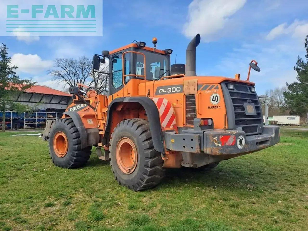 Volvo n/a - מיני מחפר: תמונה 4 Volvo n/a - מיני מחפר: תמונה 4