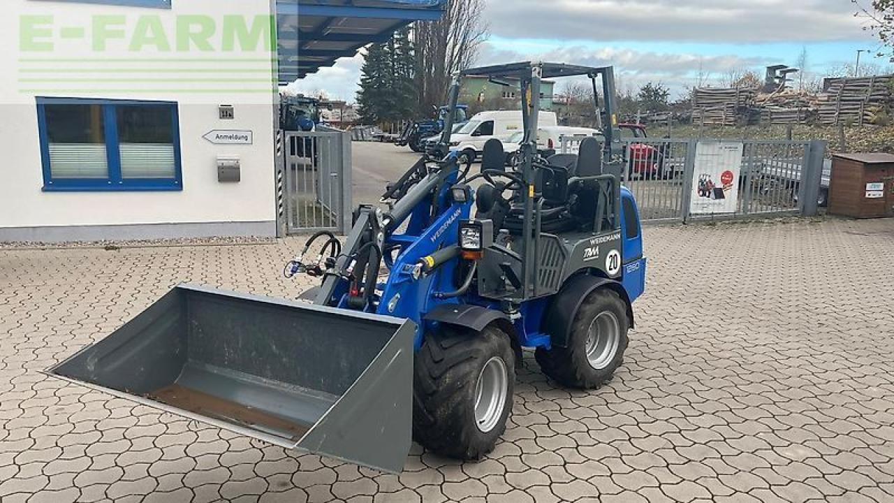 Weidemann 1280 - מיני מחפר: תמונה 3 Weidemann 1280 - מיני מחפר: תמונה 3