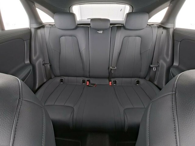 MERCEDES-BENZ CLA 180 Shooting Brake Progressive,Automatik,LED - מכונית: תמונה 2 MERCEDES-BENZ CLA 180 Shooting Brake Progressive,Automatik,LED - מכונית: תמונה 2