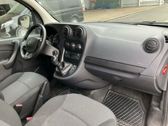 MERCEDES-BENZ Citan 111 Tourer,Klima,Heckflügeltüren,PTS - כלי רכב מסחרי לנוסעים: תמונה 4 MERCEDES-BENZ Citan 111 Tourer,Klima,Heckflügeltüren,PTS - כלי רכב מסחרי לנוסעים: תמונה 4