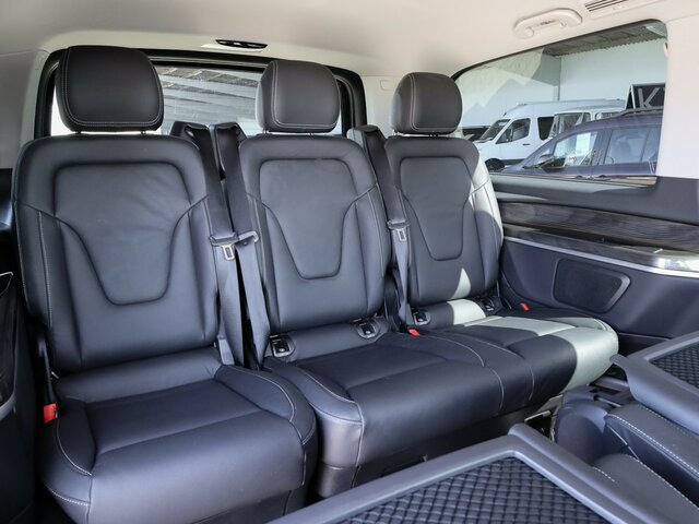 MERCEDES-BENZ EQV 300 Avantgarde,lang,7Sitze,2Schiebetüren - כלי רכב מסחרי לנוסעים, כלי רכב מסחרי חשמלי: תמונה 3 MERCEDES-BENZ EQV 300 Avantgarde,lang,7Sitze,2Schiebetüren - כלי רכב מסחרי לנוסעים, כלי רכב מסחרי חשמלי: תמונה 3