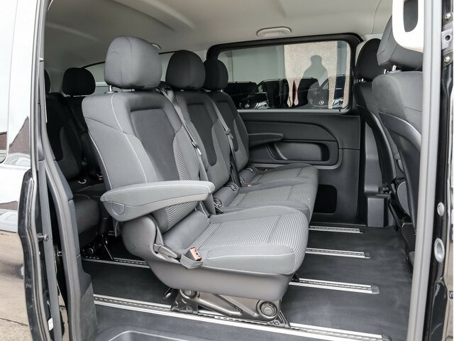 MERCEDES-BENZ EQV 300 Extralang,8Sitze,2elektr.Schiebetür,LED - מיניבוס, אוטובוס חשמלי: תמונה 5 MERCEDES-BENZ EQV 300 Extralang,8Sitze,2elektr.Schiebetür,LED - מיניבוס, אוטובוס חשמלי: תמונה 5