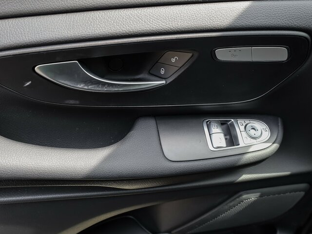 כלי רכב מסחרי לנוסעים, כלי רכב מסחרי חשמלי MERCEDES-BENZ EQV 300 Extralang,8Sitze,2xelektr.Schiebetür,LED: תמונה 10