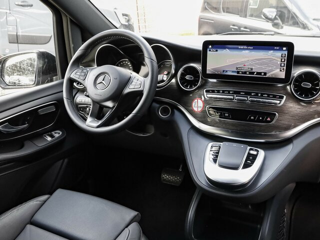 MERCEDES-BENZ EQV 300 Extralang,Avantgarde,8Sitze,2elektr.Tür - מיניבוס, אוטובוס חשמלי: תמונה 5 MERCEDES-BENZ EQV 300 Extralang,Avantgarde,8Sitze,2elektr.Tür - מיניבוס, אוטובוס חשמלי: תמונה 5