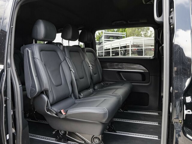 MERCEDES-BENZ EQV 300 Extralang,Avantgarde,8Sitze,2elektr.Tür - מיניבוס, אוטובוס חשמלי: תמונה 3 MERCEDES-BENZ EQV 300 Extralang,Avantgarde,8Sitze,2elektr.Tür - מיניבוס, אוטובוס חשמלי: תמונה 3