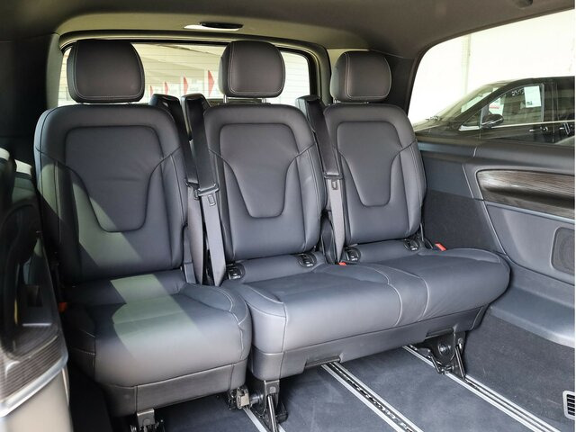 MERCEDES-BENZ EQV 300 Extralang,Avantgarde,8Sitze,2elektr.Tür - מיניבוס, אוטובוס חשמלי: תמונה 4 MERCEDES-BENZ EQV 300 Extralang,Avantgarde,8Sitze,2elektr.Tür - מיניבוס, אוטובוס חשמלי: תמונה 4