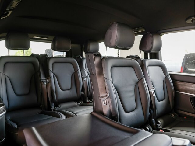 MERCEDES-BENZ EQV 300 Extralang,Avantgarde,8Sitze,2elektr.Tür - מיניבוס, אוטובוס חשמלי: תמונה 3 MERCEDES-BENZ EQV 300 Extralang,Avantgarde,8Sitze,2elektr.Tür - מיניבוס, אוטובוס חשמלי: תמונה 3