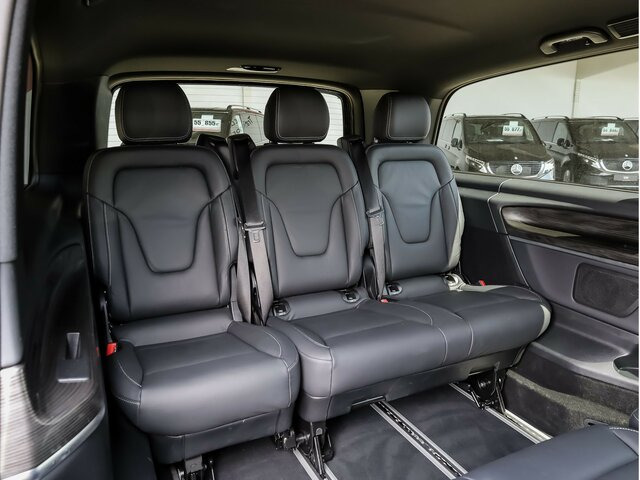 MERCEDES-BENZ EQV 300 Extralang,Avantgarde,8Sitze,2elektr.Tür - מיניבוס, אוטובוס חשמלי: תמונה 5 MERCEDES-BENZ EQV 300 Extralang,Avantgarde,8Sitze,2elektr.Tür - מיניבוס, אוטובוס חשמלי: תמונה 5