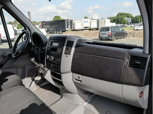 MERCEDES-BENZ Sprinter 214 CDI DOKA Pritsche,Klima,EURO6 - כלי רכב מסחרי עם וילונות צד, כלי רכב מסחרי קומבי: תמונה 3 MERCEDES-BENZ Sprinter 214 CDI DOKA Pritsche,Klima,EURO6 - כלי רכב מסחרי עם וילונות צד, כלי רכב מסחרי קומבי: תמונה 3