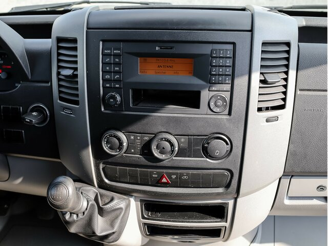 MERCEDES-BENZ Sprinter 214 CDI DOKA Pritsche,Klima,EURO6 - כלי רכב מסחרי עם וילונות צד, כלי רכב מסחרי קומבי: תמונה 5 MERCEDES-BENZ Sprinter 214 CDI DOKA Pritsche,Klima,EURO6 - כלי רכב מסחרי עם וילונות צד, כלי רכב מסחרי קומבי: תמונה 5