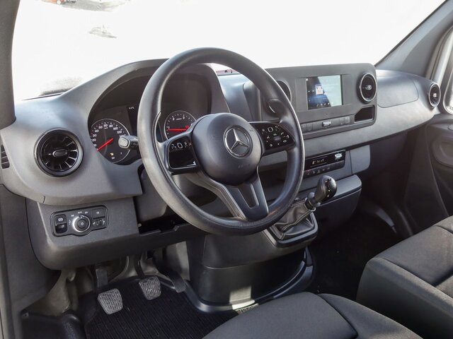 MERCEDES-BENZ Sprinter 214 CDI Kasten,3924,MBUX,Kamera - כלי רכב מסחרי קטן: תמונה 4 MERCEDES-BENZ Sprinter 214 CDI Kasten,3924,MBUX,Kamera - כלי רכב מסחרי קטן: תמונה 4